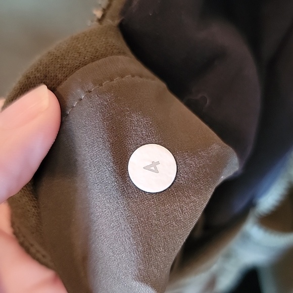 Lululemon Yes Fleece Pullover Crewneck - Military Green - 4 - Picture 8 of 13